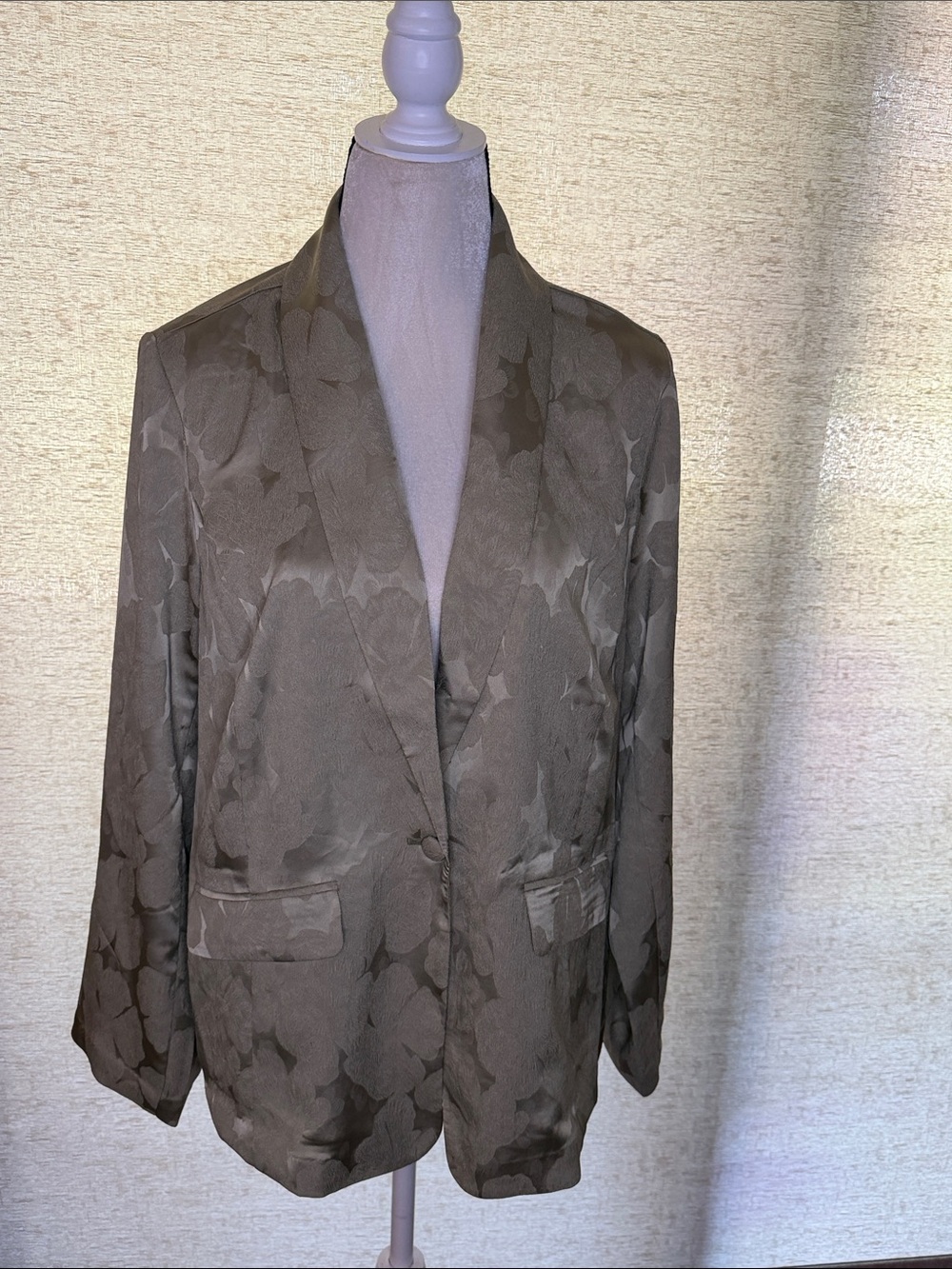 NWOT Floral-Texture Olive Single-Button Blazer